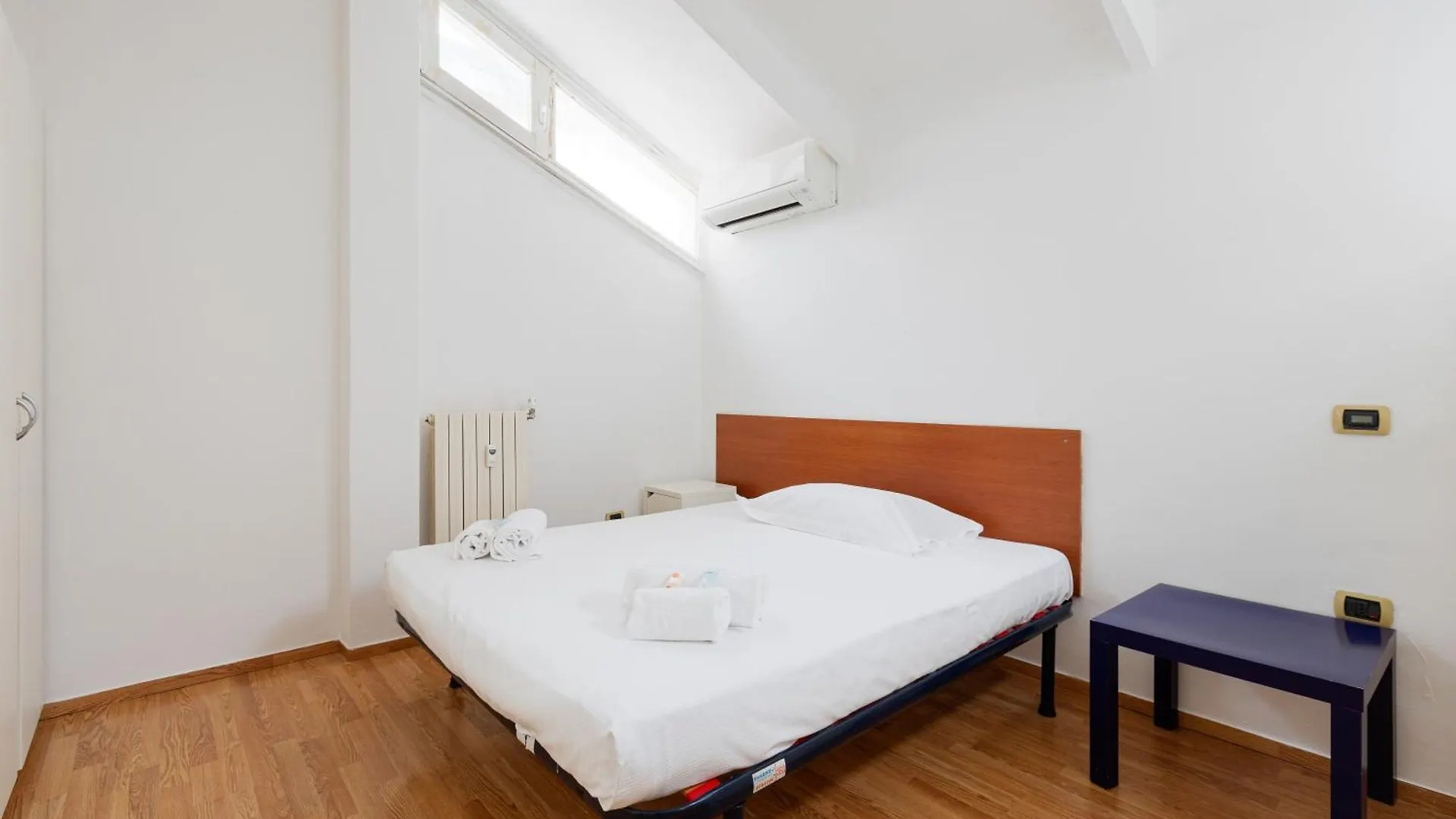 Milano Viale Umbria Bright Studio Milan